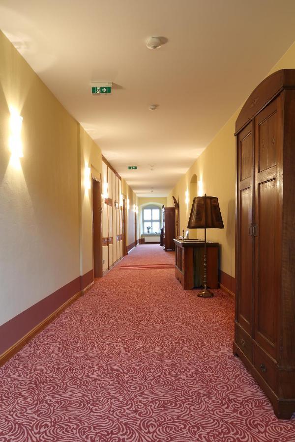 Hotel Garni Schloss Schoenberg Bad Brambach Exterior photo