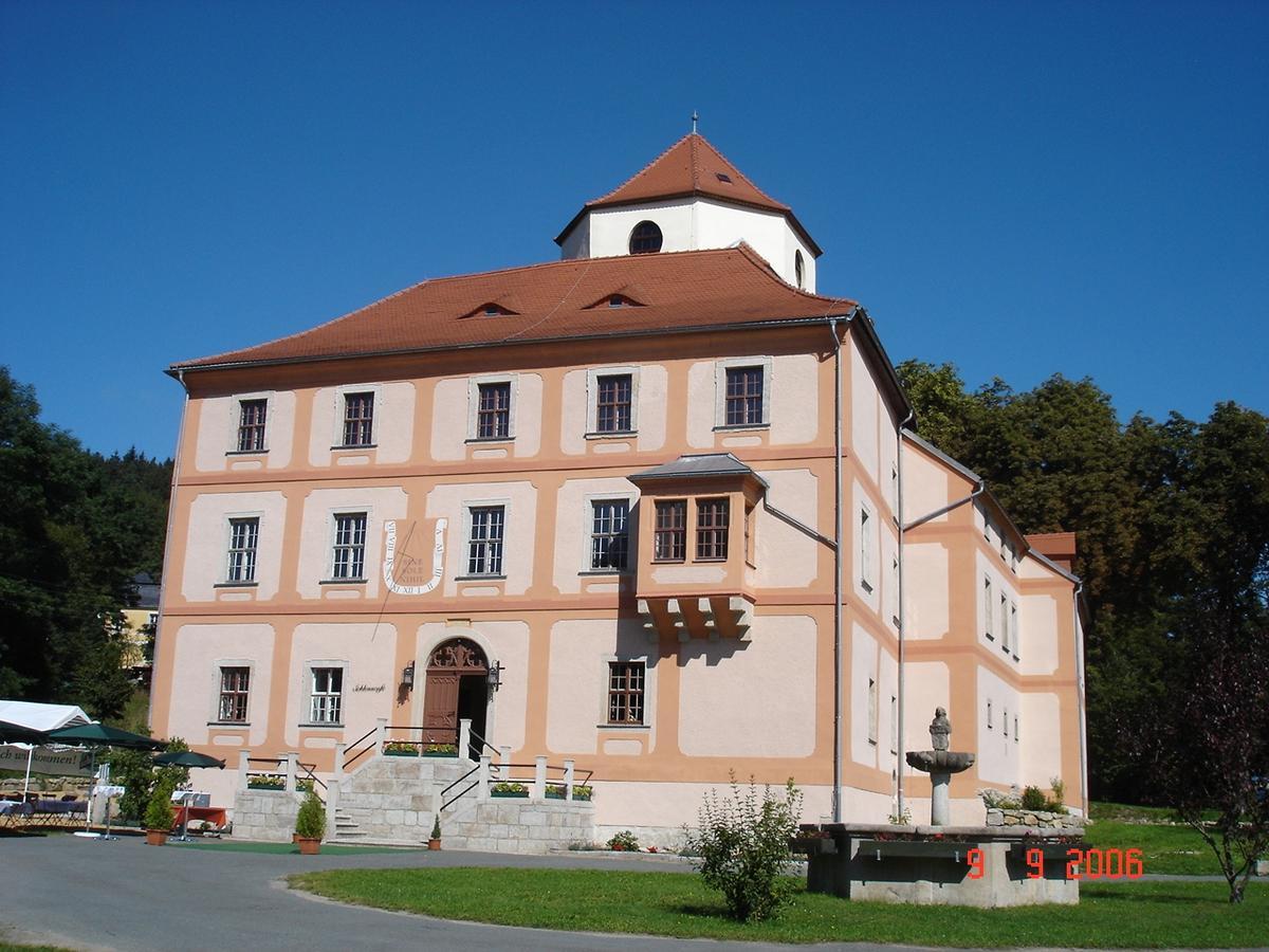 Hotel Garni Schloss Schoenberg Bad Brambach Exterior photo